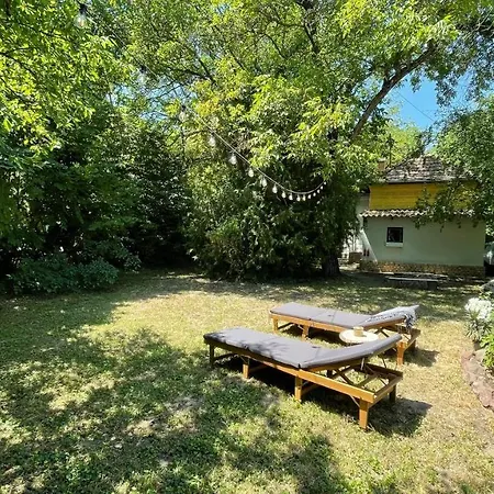 100 Eves Haz Holiday home