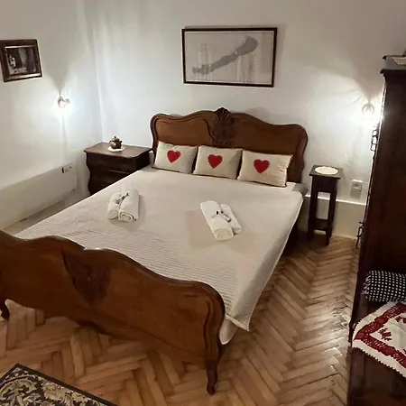 100 éves Ház Casa de Férias Balatonakarattya