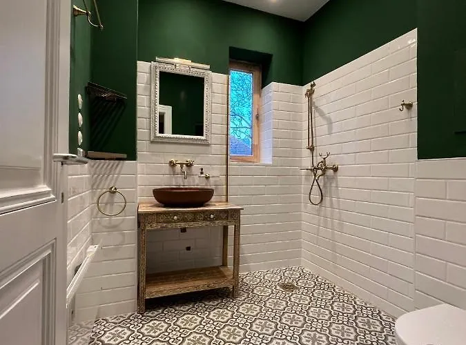 度假居 100 Eves Haz