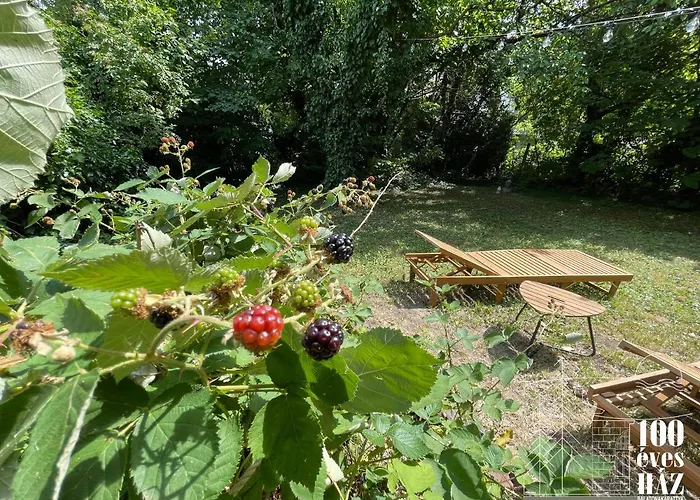 100 Eves Haz Ferienhaus